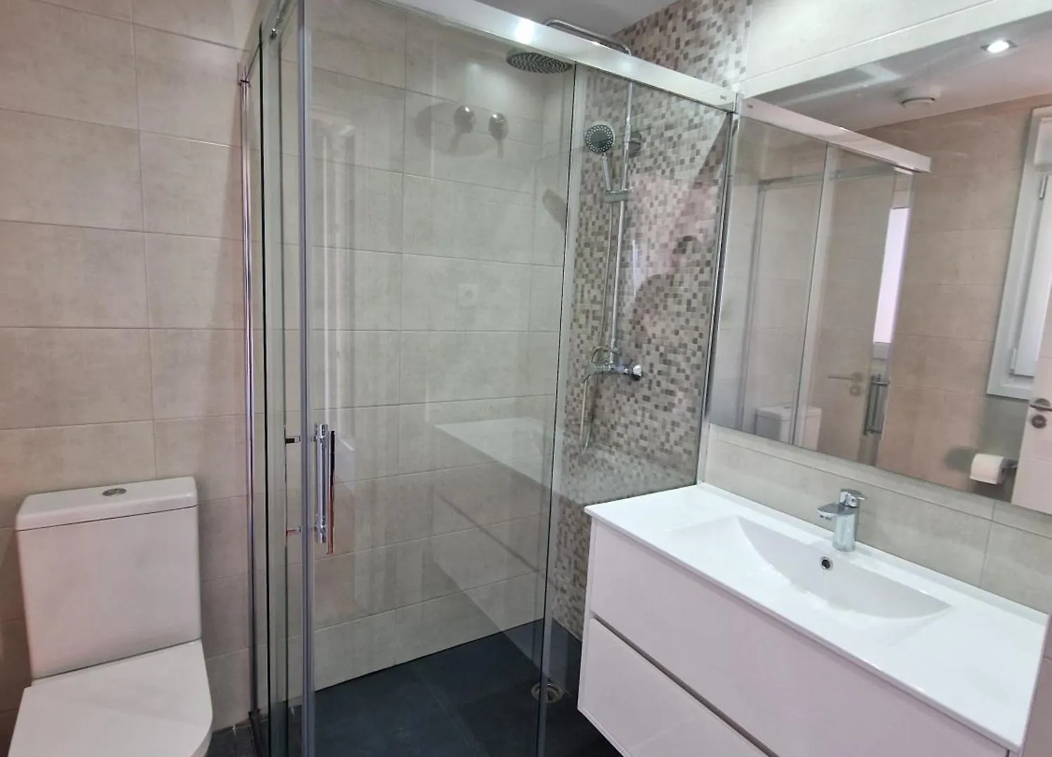 Nuevo Duplex Con Terraza Cerca De Playa Y Metro Con Parking Privado Apartment Urduliz