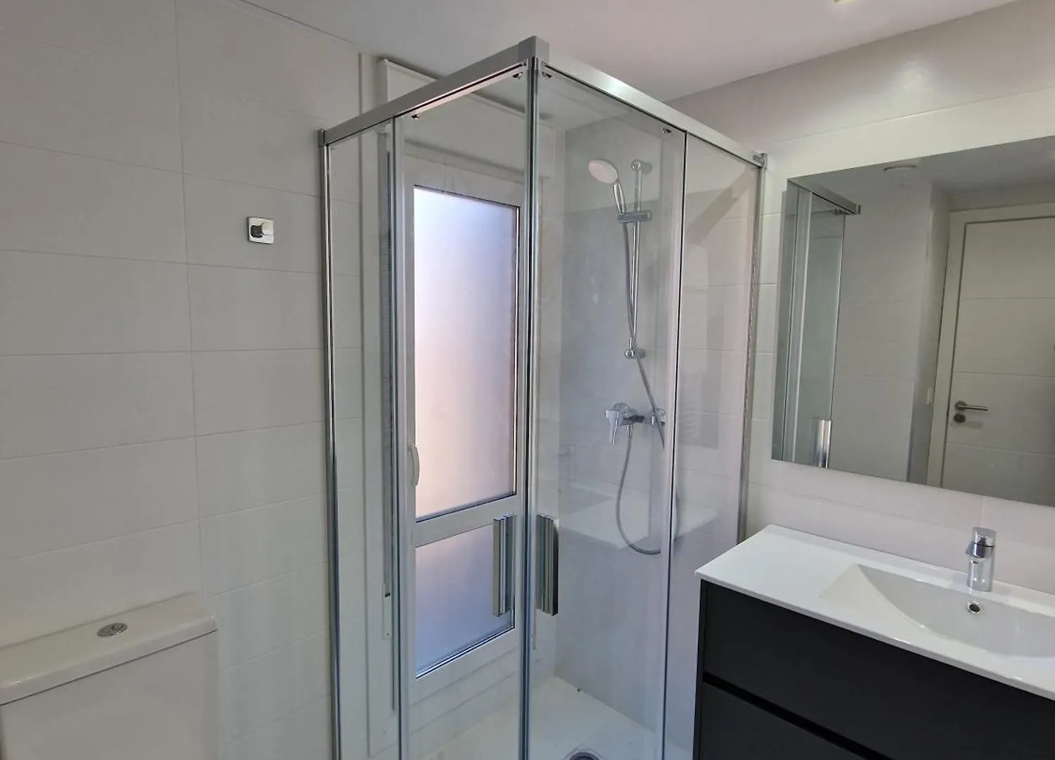 Nuevo Duplex Con Terraza Cerca De Playa Y Metro Con Parking Privado Apartment Urduliz 0*,  Spain
